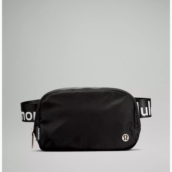 lululemon athletica Handbags - 🍋LULULEMON ATHLETICA | Everywhere Belt Bag Wordmark in Black/White